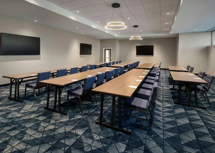 Courtyard By Marriott New Haven Wallingford